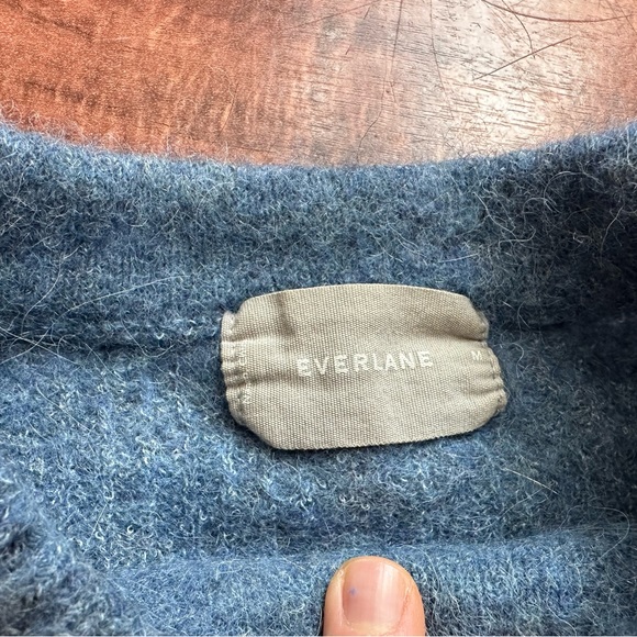 Everlane alpaca wool cropped sweater - Picture 2 of 2